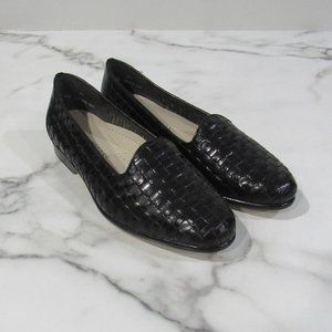 Trotters - Liz Woven Leather Slip-On Loafers